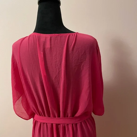 ASOS Curve Fuchsia Sheer Wrap Coverup. - Picture 6 of 9